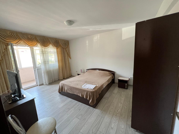 Bedroom 2, Ella Doo Apartament • 15'▶Palas, Ciurea