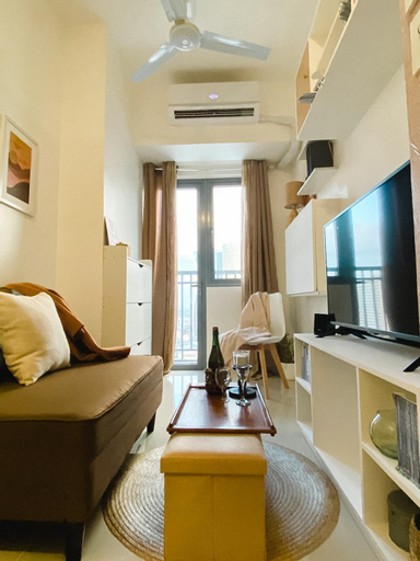 Fame Residences Tower-1 Unit 3207 in Mandaluyong 1 Br w Balcony City view, Mandaluyong