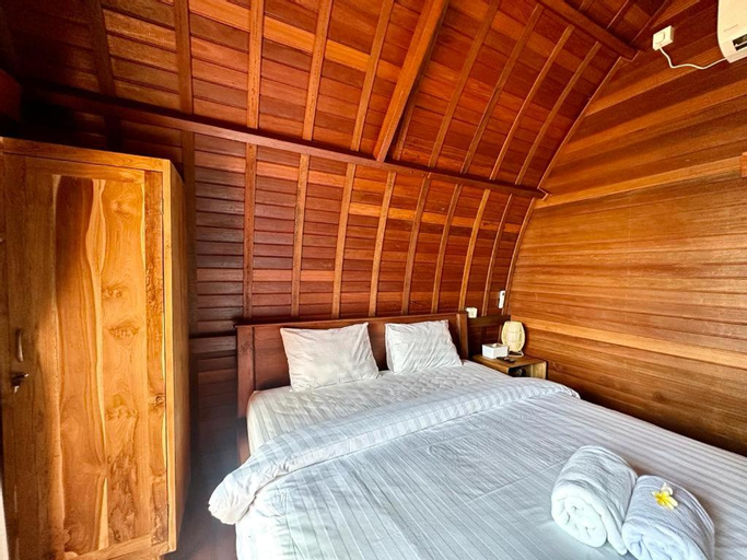 Bedroom 12