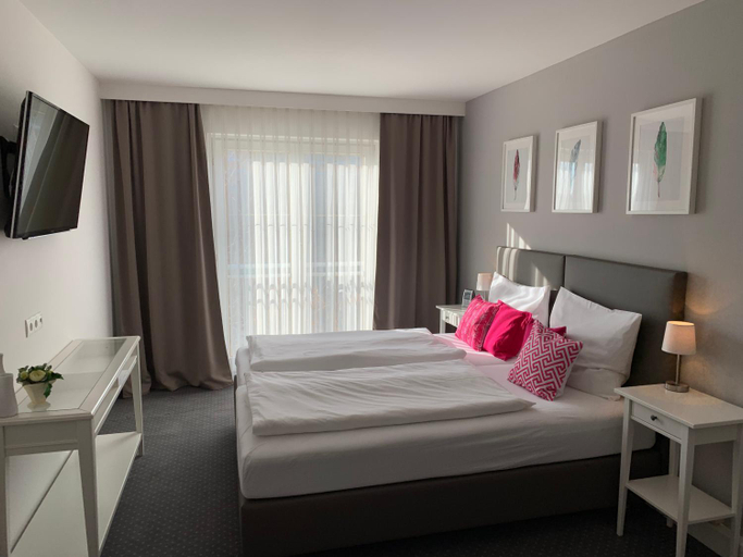 Bedroom 4, Hotel Dein Franz, Passau