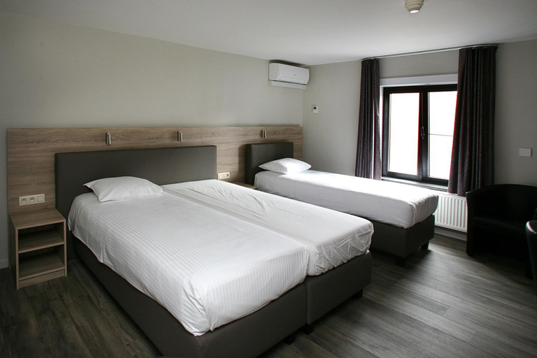 Bedroom 2, Hotel Au Prince Royal, Limburg
