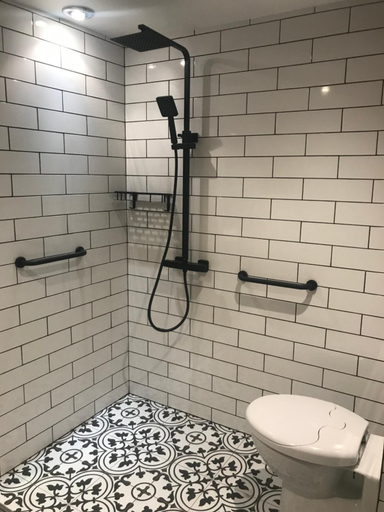 Bathroom 2, The Stables near Glasgow, East Dunbartonshire
