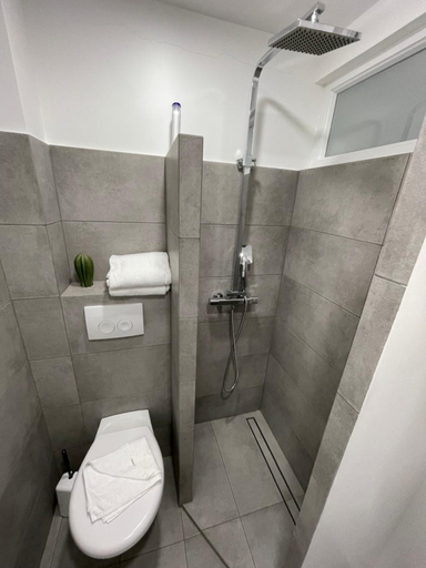 Bathroom 3, Liberty Hotel Cologne, Köln