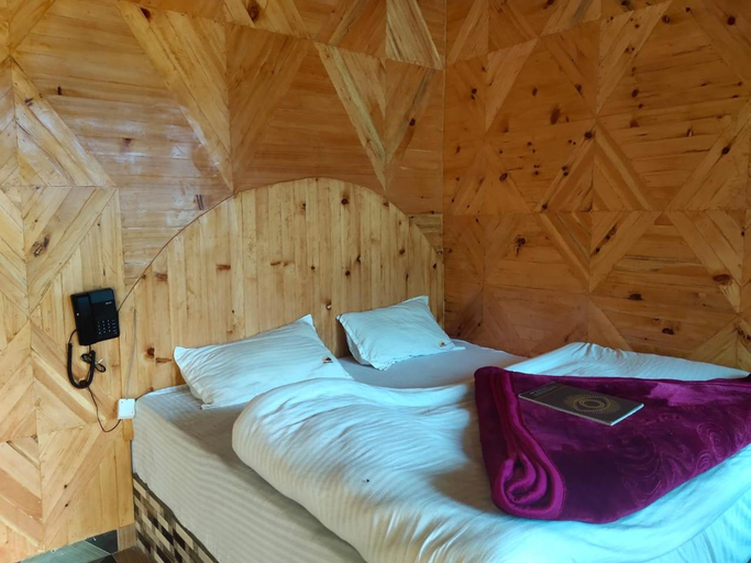 Bedroom 3, Eye Sky, Kullu