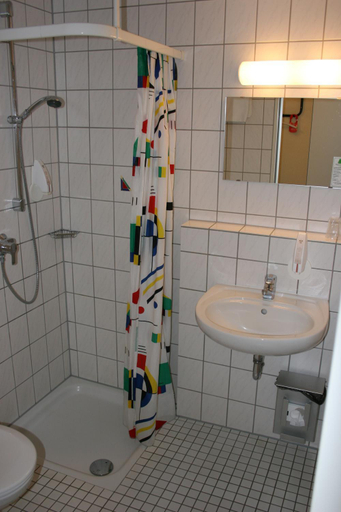 Bathroom 3, Seminarhotel Jakobsberg, Gießen