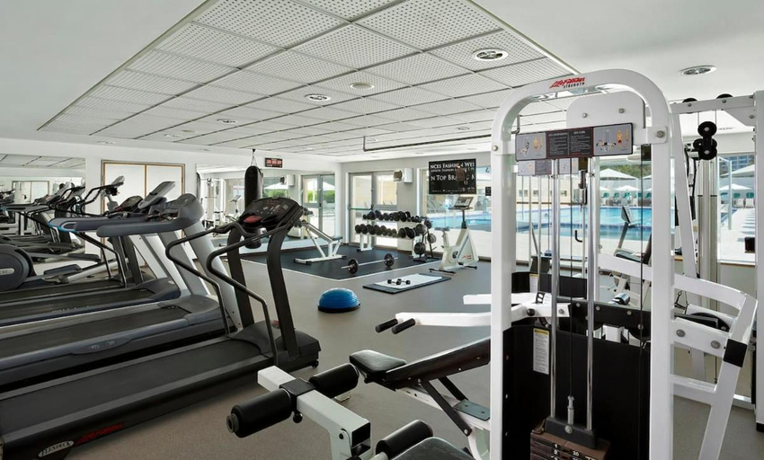Others 5, Oceanus apartment hotel