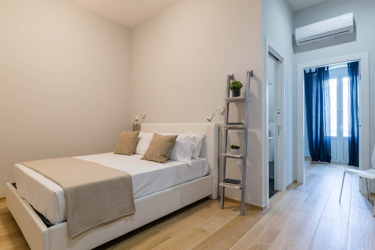 Bedroom 2, Appartamento Murat NelCuoreDiBari, Bari