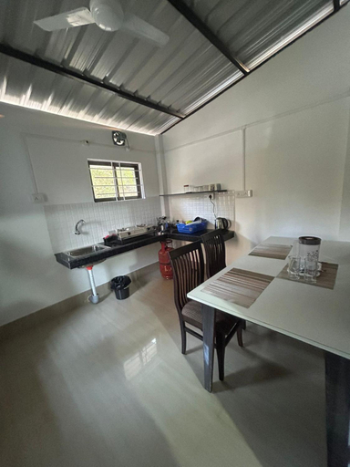 Others 5, Mango Villa, Kamrup Metropolitan