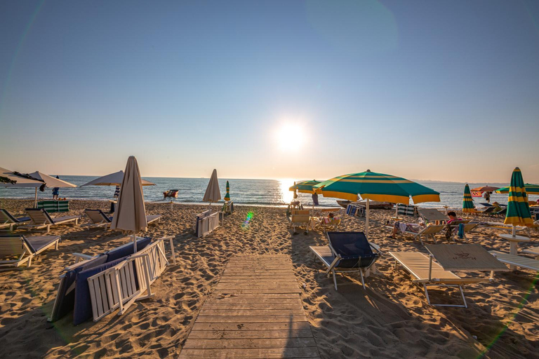 Others 5, Hotel Venezia, Kavajës