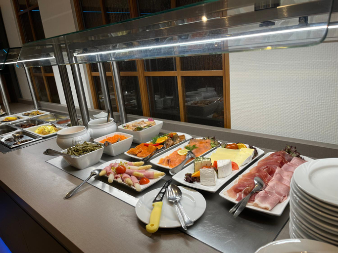 Food & Drinks 5, Hotel-Restaurant Kamper Superior, Ammerland