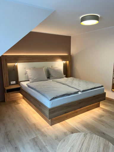 Bedroom 2, Hotel Preyt -Self Check In-, Leer