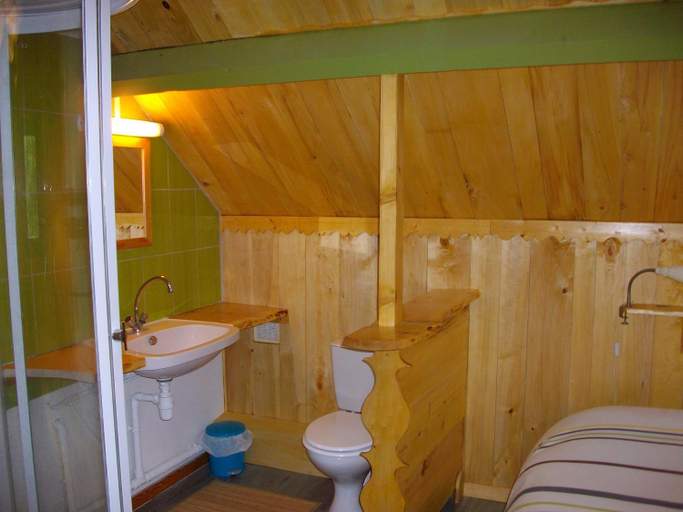 Bathroom 3, Auberge La Soulan, Haute-Garonne