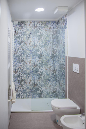 Bathroom 3, Aretium, Arezzo
