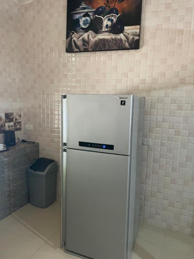 Others 5, Le Comfort (self catering)
