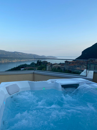 Sport & Beauty 2, Residence La Villa Tignale, Brescia