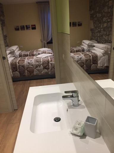 Others 3, Residence La Canonica, Bergamo