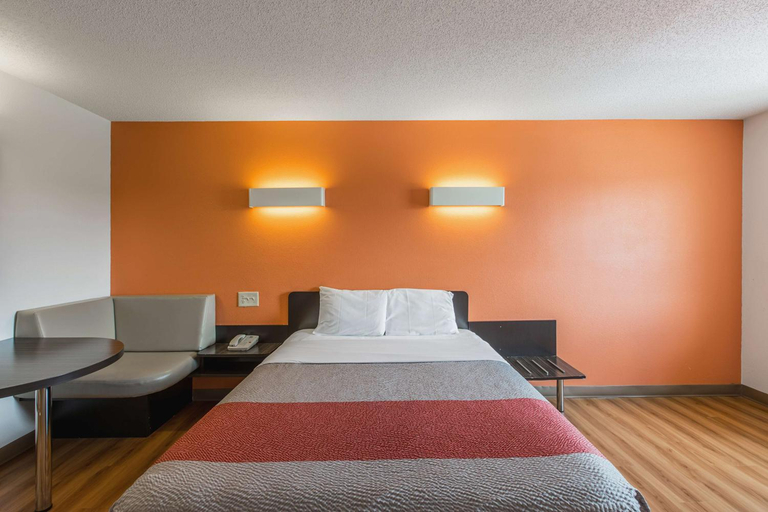 Bedroom 6