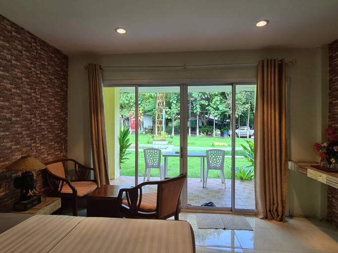 Others 5, Phutawan Resort, Chai Badan