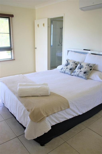 Others 5, Magnetic Sunsets Resort, Magnetic Island