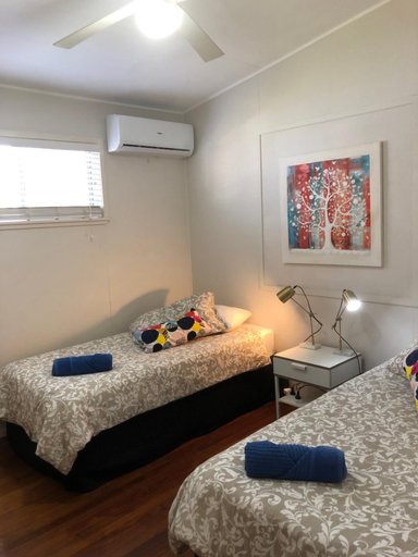 5, Redland BayBreeze, Redland Bay