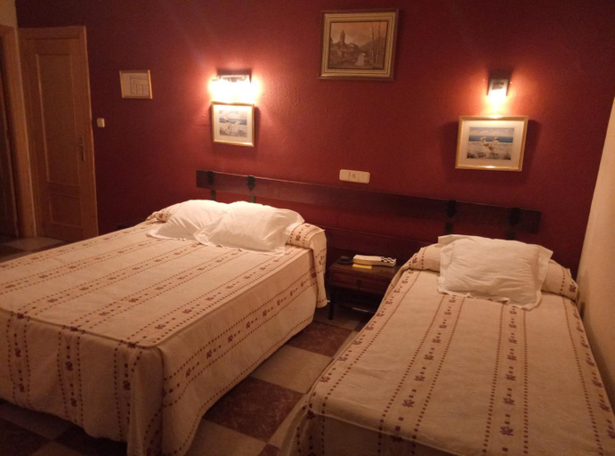 Others 5, Hostal Residencia Castilla, Cuenca
