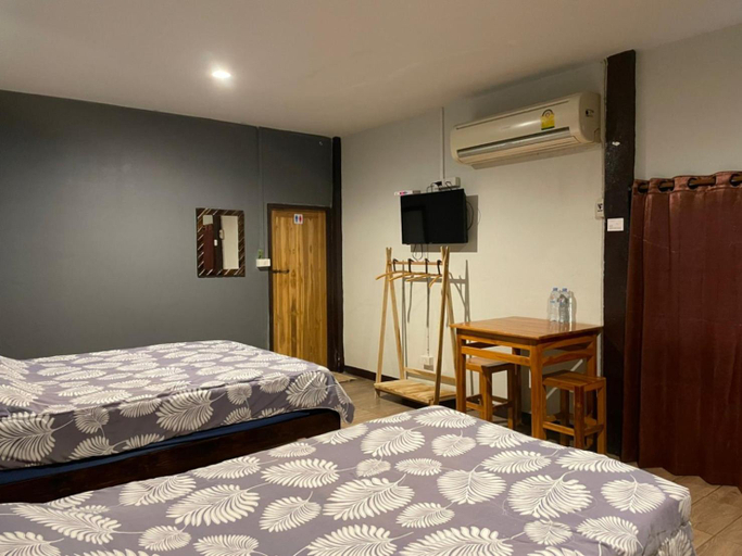 Bedroom 2, Chiang Dao Hostel, Chiang Dao