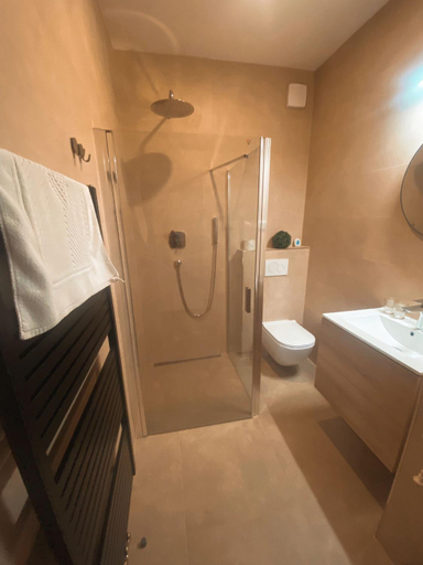 Bathroom 4, hotel Nautilus, Sokolov