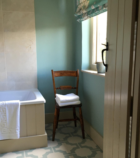 Bathroom 3, The Greyhound Inn, Oxfordshire