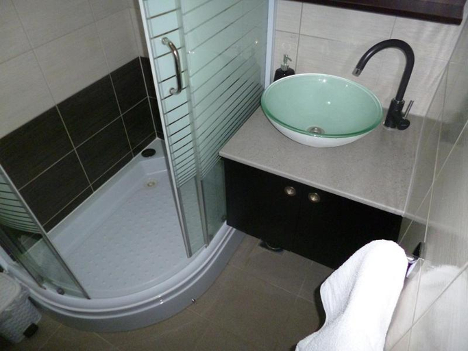 Bathroom 4, Hotel Stana, Herzegovina-Neretva