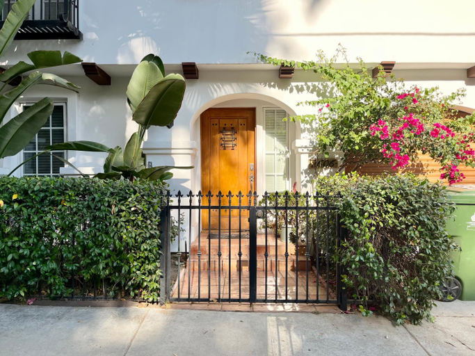 Others 4, Hollywood Hills Homestay, Los Angeles