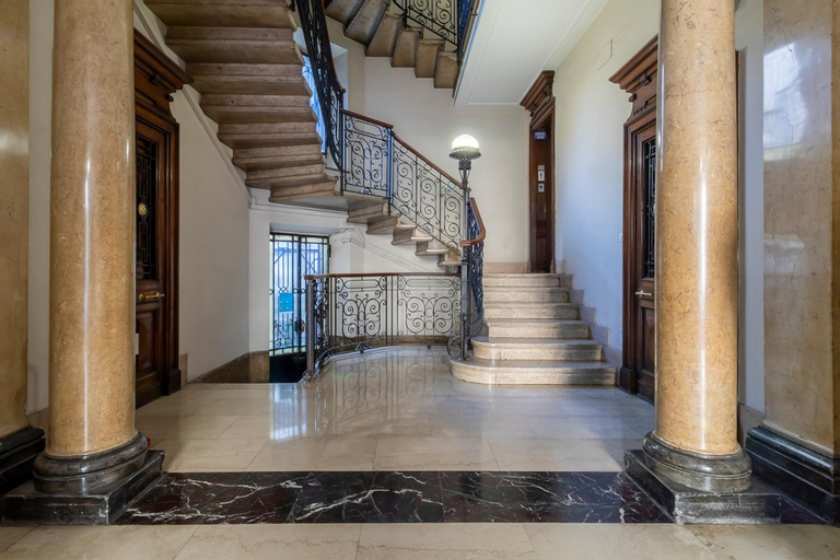 Others 4, Luxury apartment - Soperga 2, Milano