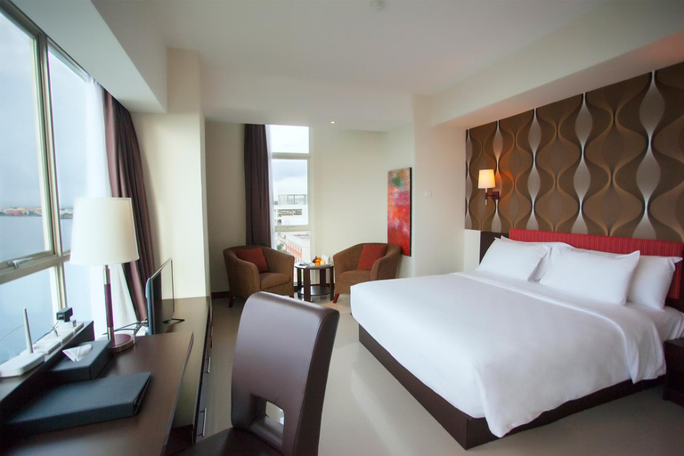 Bedroom 13