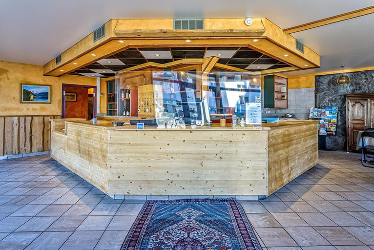 Others 4, Hotel Le Savoie, Savoie