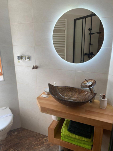 Bathroom 3, Stara Plynarna, Děčín