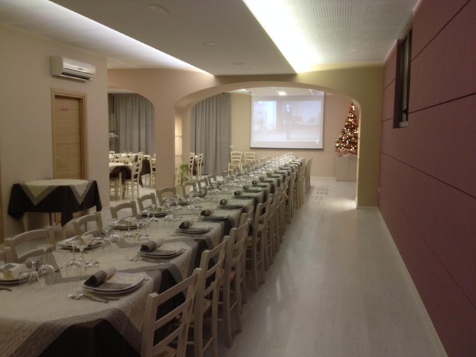 Others 5, Locanda Borgognina, Pesaro E Urbino