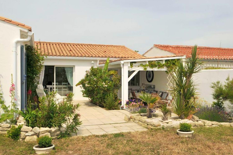 Exterior & Views 1, Maison accueillante avec jardin, Sainte-Marie-de-Re, Charente-Maritime