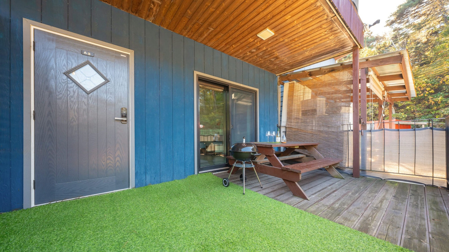Exterior & Views 2, Gangneung Nineone Pet Pension, Gangneung