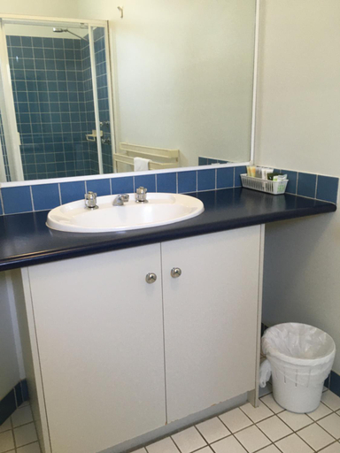 Bathroom 7