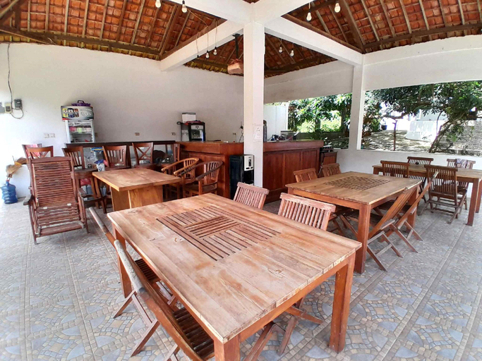 Food & Drinks 4, Karimunjannah House, Jepara