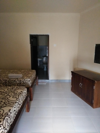Bedroom 9