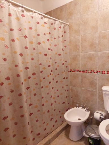 Bathroom 4, Hostal Tierra del Sol, Capital