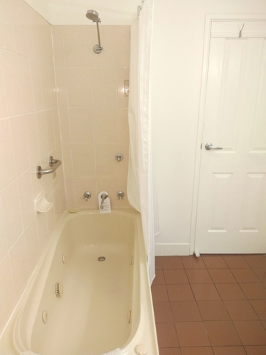 Bathroom 3, Holbrook Town Centre Motor Inn, Greater Hume Shire - Pt B