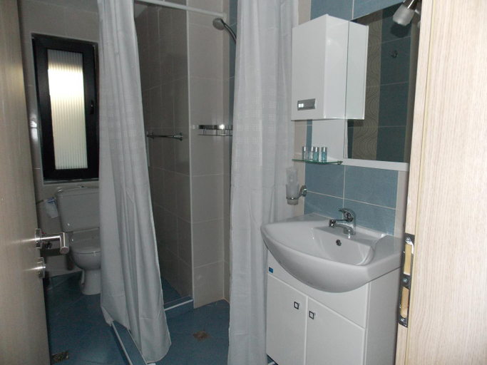 Bathroom 2, Apart Hotel Rosen, Stolichna