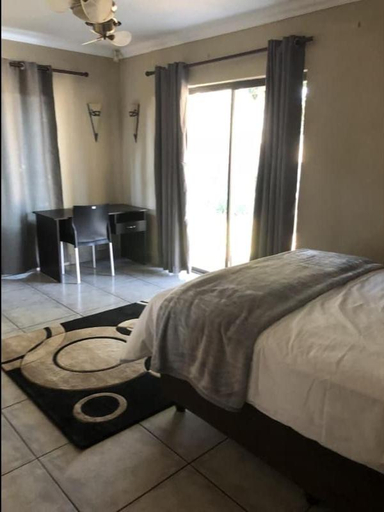 Others 2, Budget Stay, Ekurhuleni