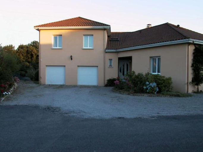 Others 4, Chambres d'Hotes de l'Auraine, Haute-Vienne