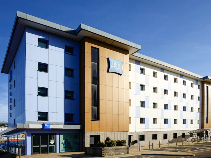 Exterior & Views 2, ibis budget Portsmouth, Portsmouth