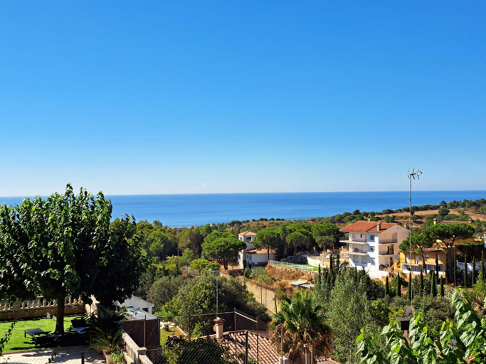 Others 4, Villa Antonia, Barcelona