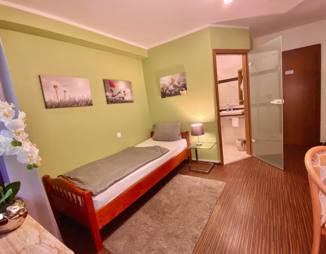 Bedroom 4, Landhotel Fasanenhof, Werra-Meißner-Kreis