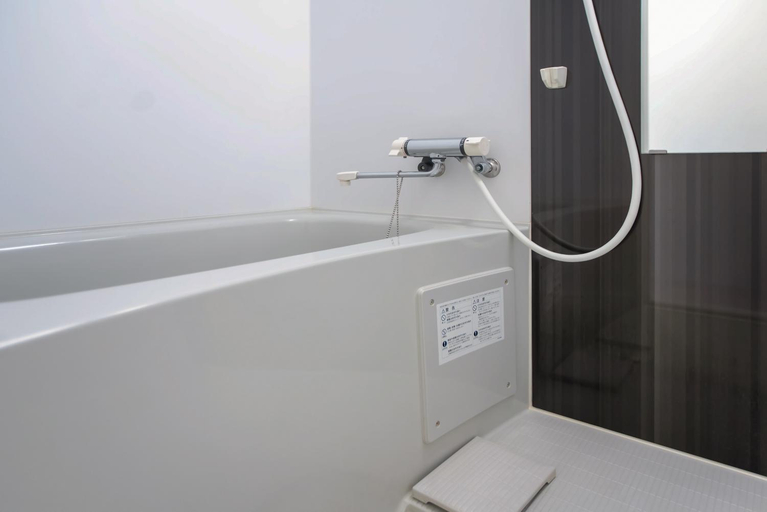 Bathroom 5, Asakusa YOSHII Designer Hotel, Taitō