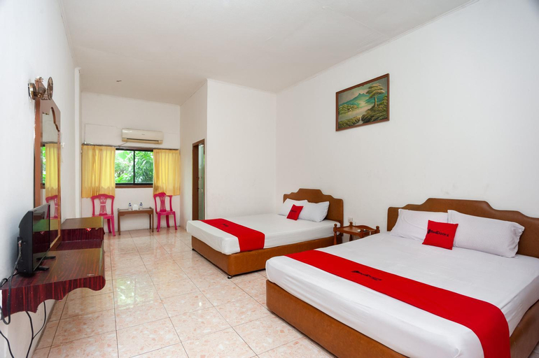 Bedroom 13